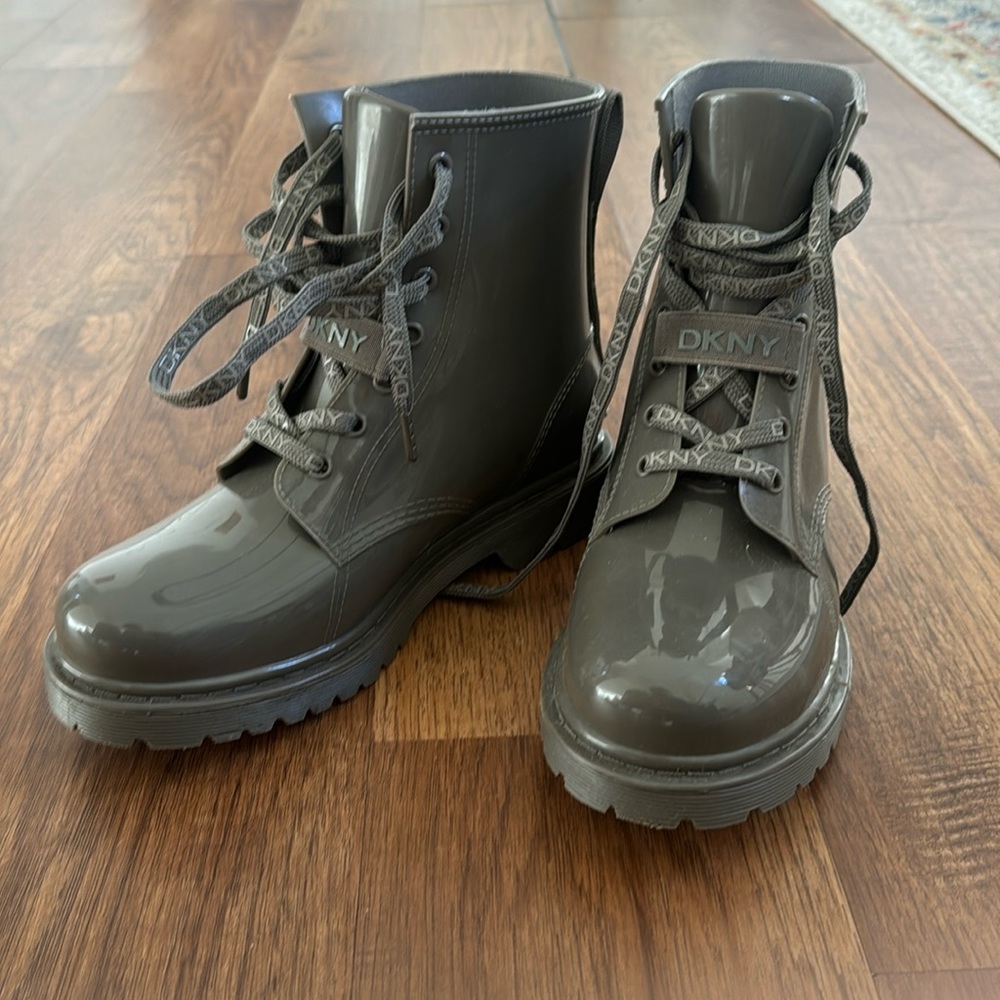 DKNYC rain combat boots. Size 8